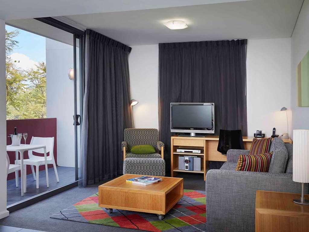 East Perth Suites Hotel Extérieur photo