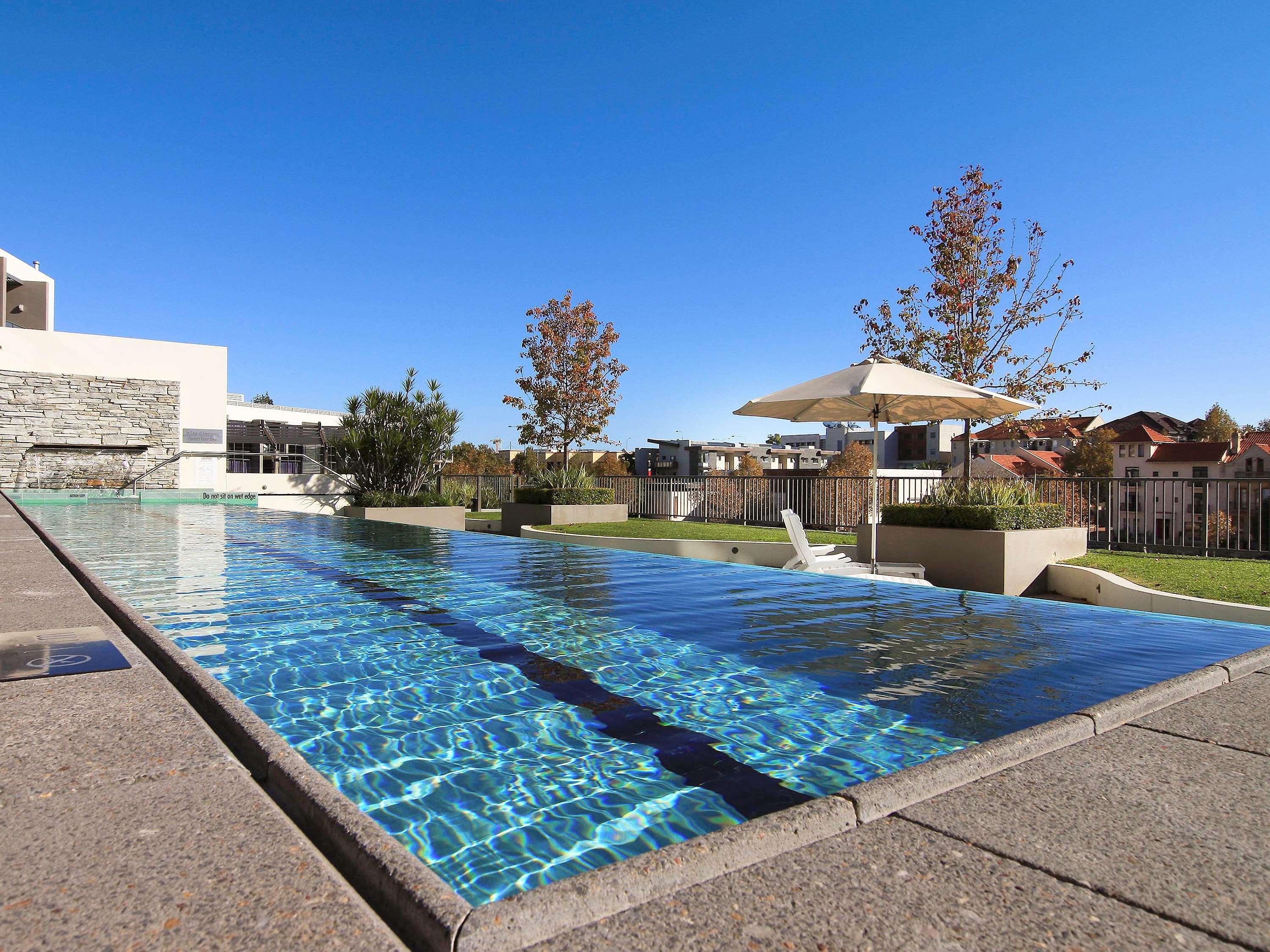 East Perth Suites Hotel Extérieur photo