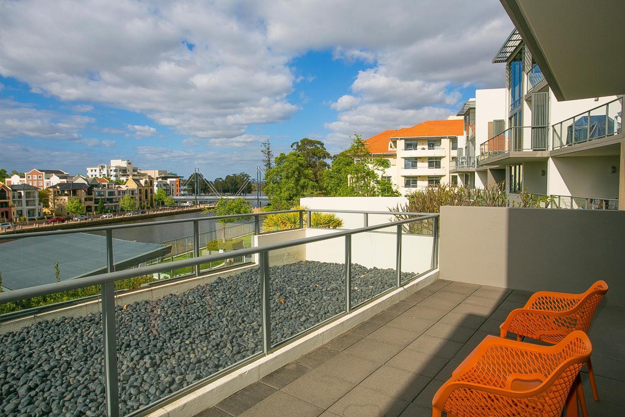 East Perth Suites Hotel Extérieur photo