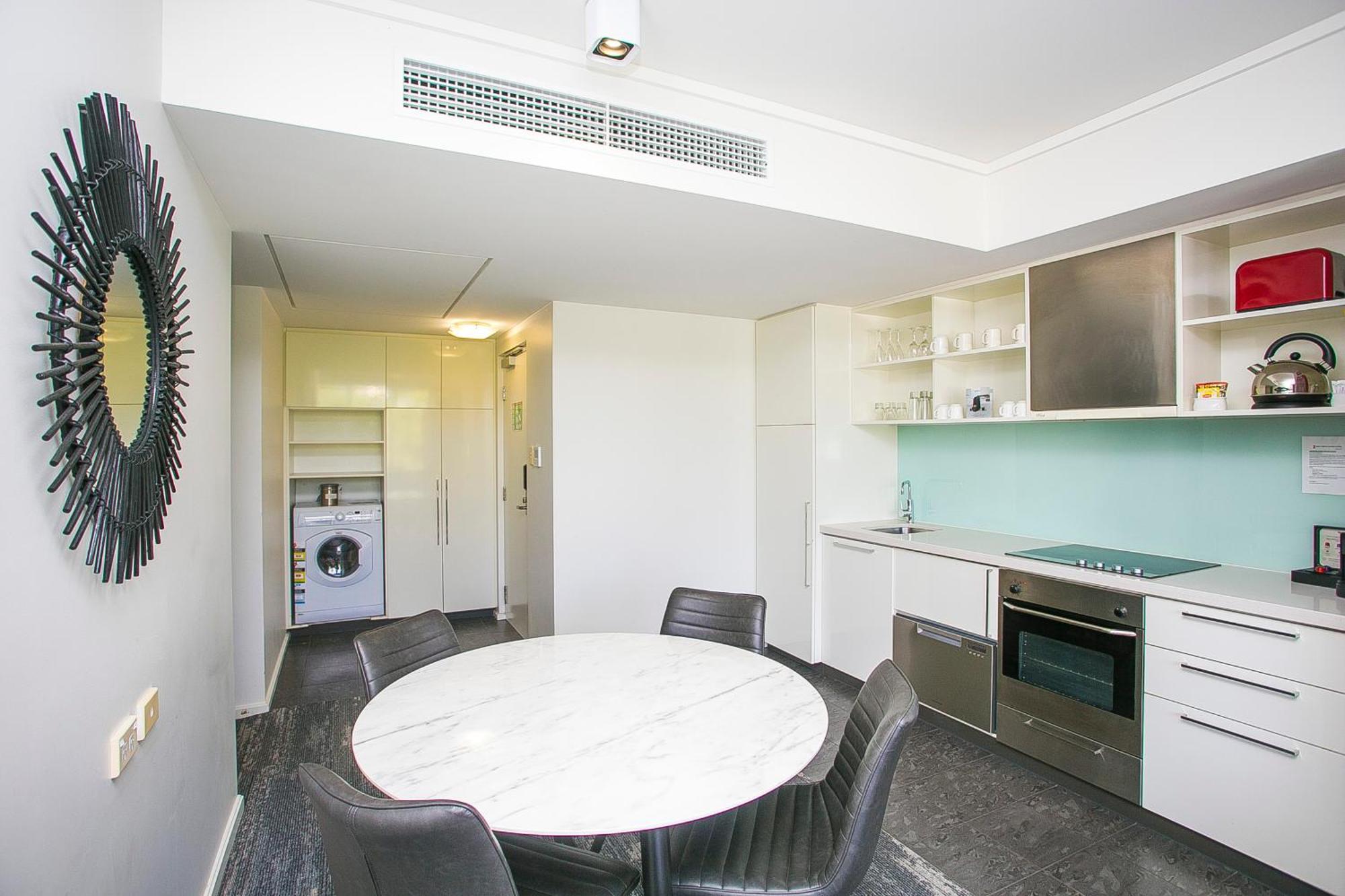 East Perth Suites Hotel Extérieur photo